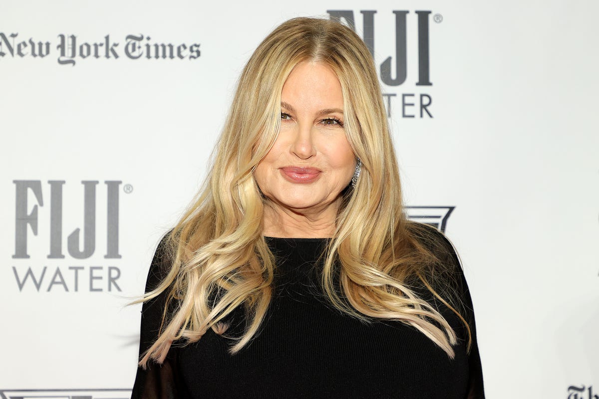 jennifer coolidge sag awards 2023