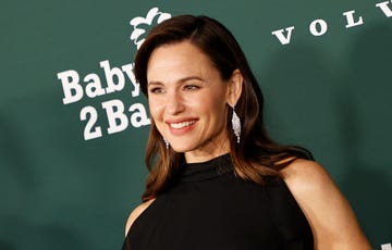jennifer garner neutrogena moisture smooth color stick