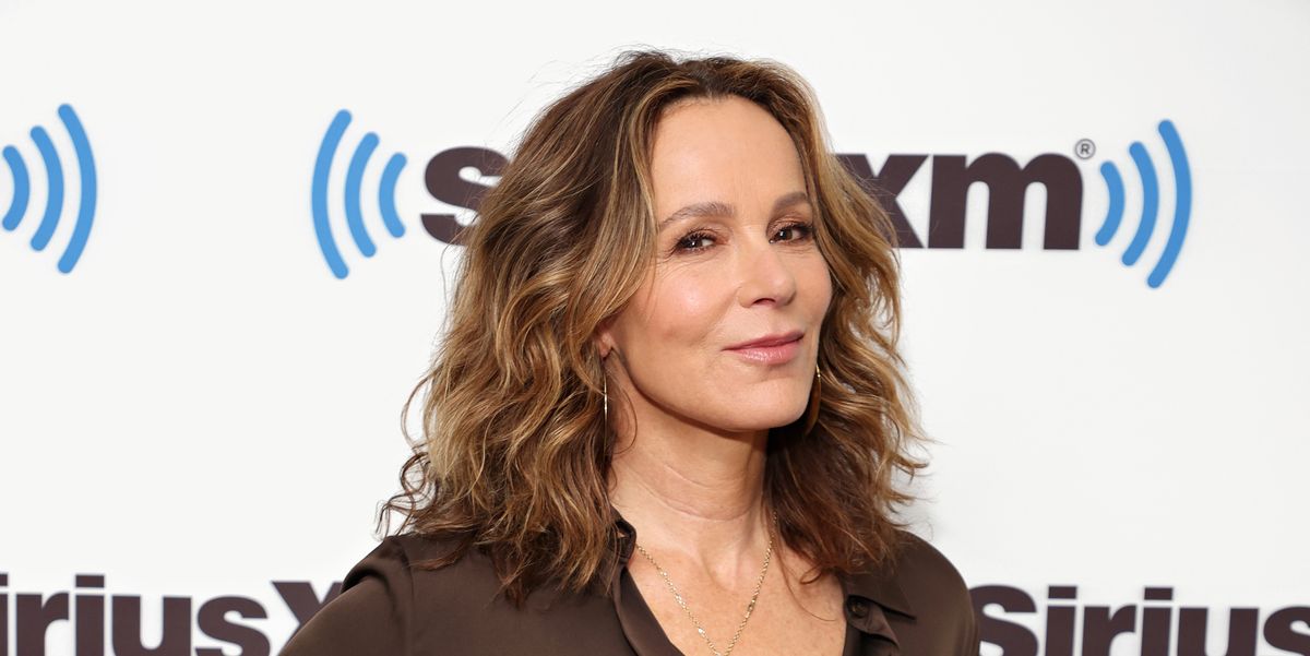 Jennifer Grey’s Go-To Affordable Moisturizer for Hydrated Skin at 62