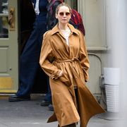 03222023 exclusive jennifer lawrence and cooke maroney are spotted on a stroll in new york city the american actress wore a brown trench coat, green corduroy trousers, and adidas trainers salestheimagedirectcom please bylinetheimagedirectcomexclusive please email salestheimagedirectcom for fees before use