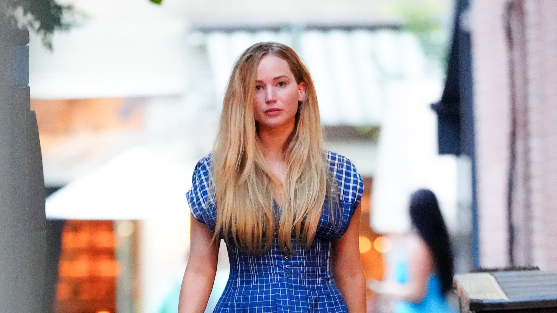 Jennifer Lawrence's Summer-in-the-City Style Is All About the Accessories