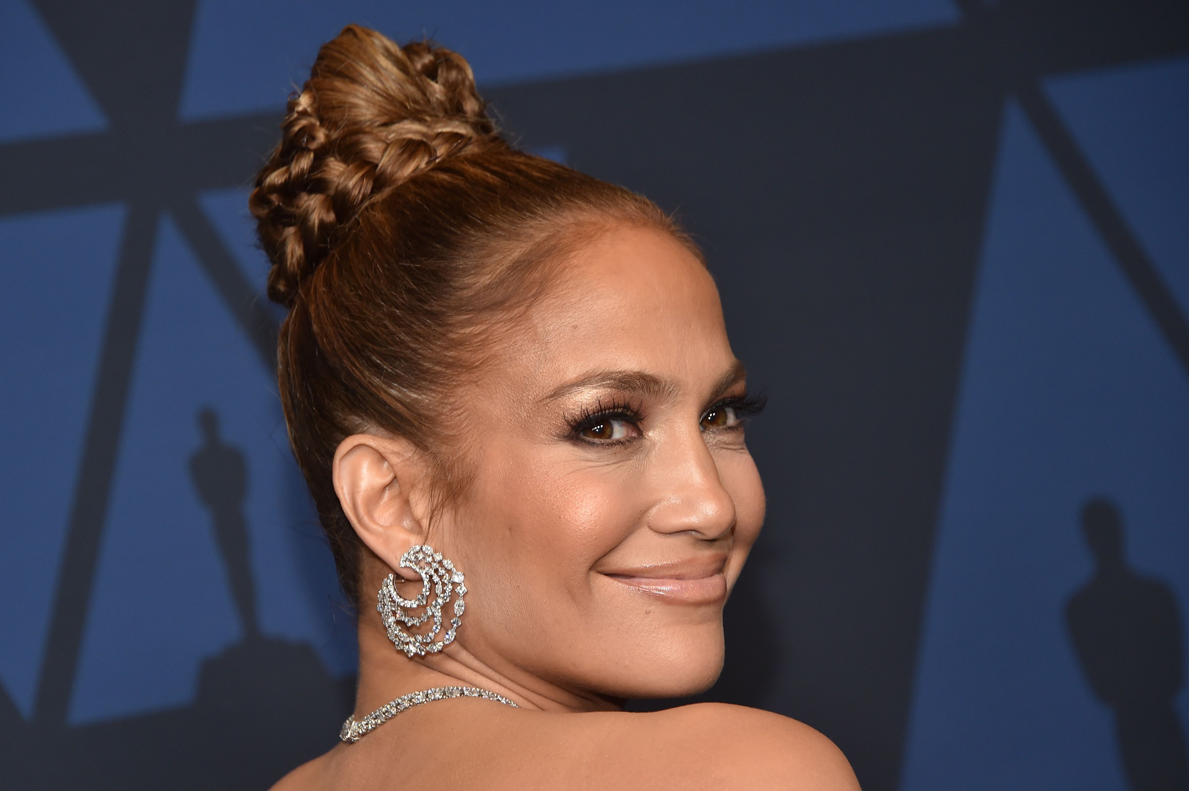 Celebrity Hairstyle Idea: Jennifer Lawrence and Jennifer Lopez Try