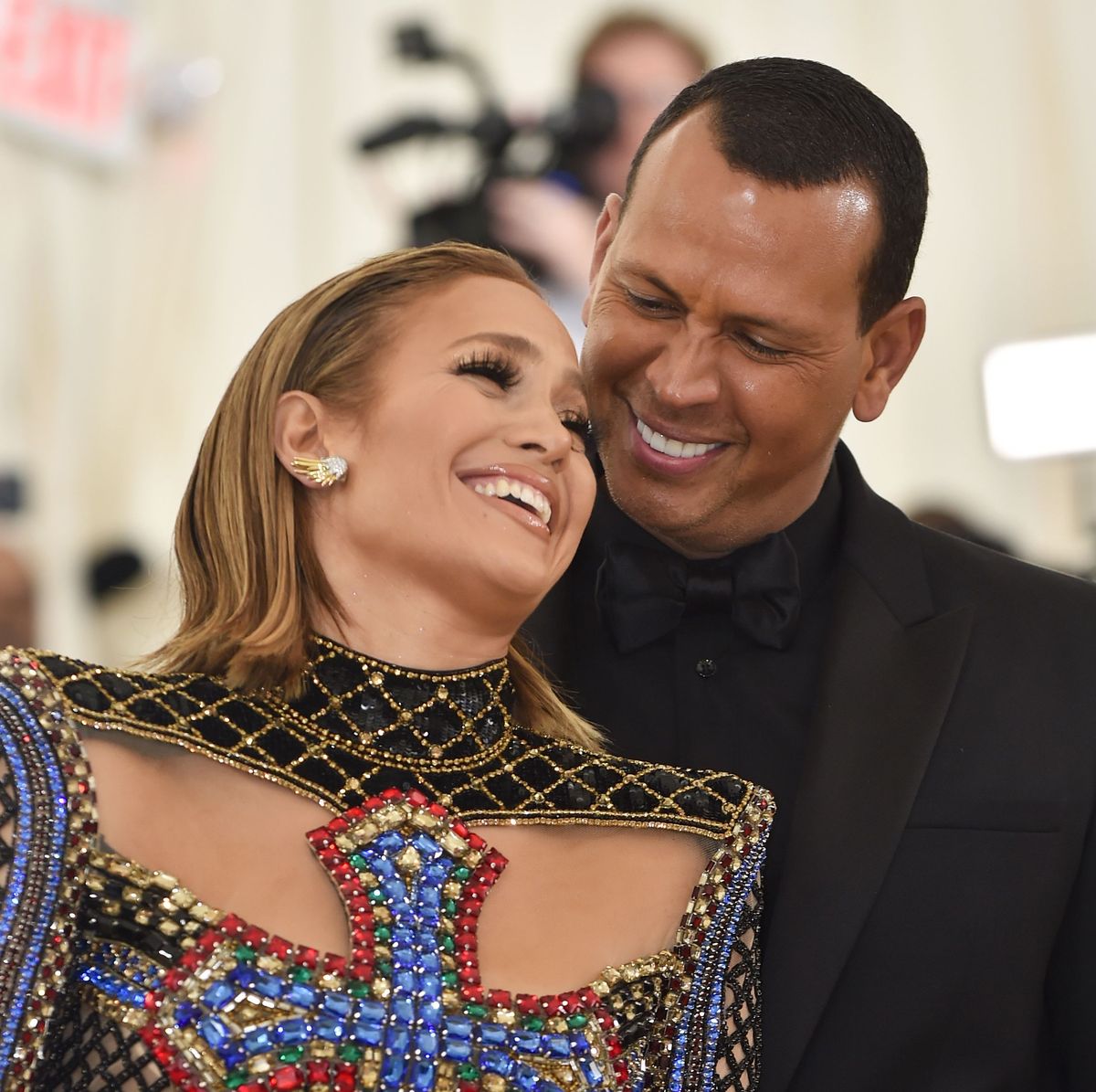SLUGFEST: Jose Canseco accuses A-Rod of cheating on J-Lo
