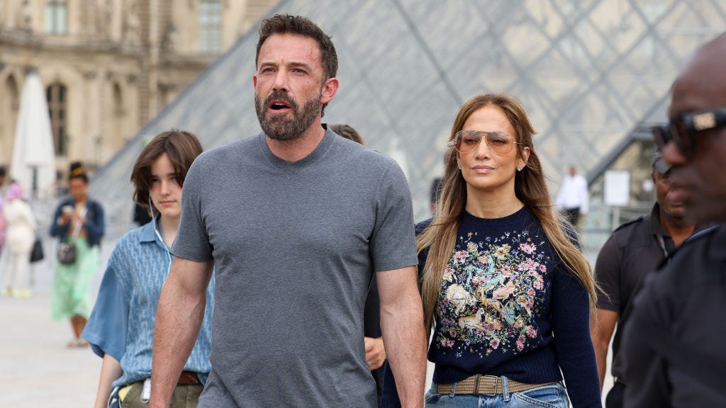 J.Lo and Ben Affleck Wedding Anniversary Plans Amid Divorce Rumors J.Lo and Ben Affleck Wedding Anniversary Plans Amid Divorce Rumors