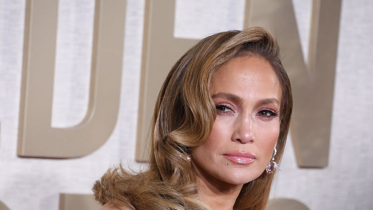 Jennifer Lopez Shows Off Toned Torso in Tiny Red Lingerie Set