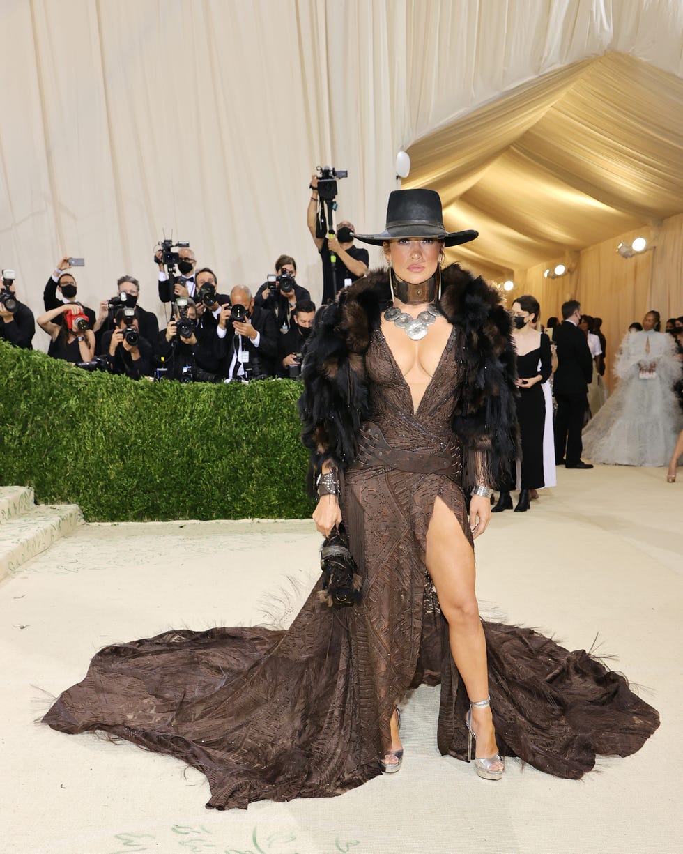 jlo met gala