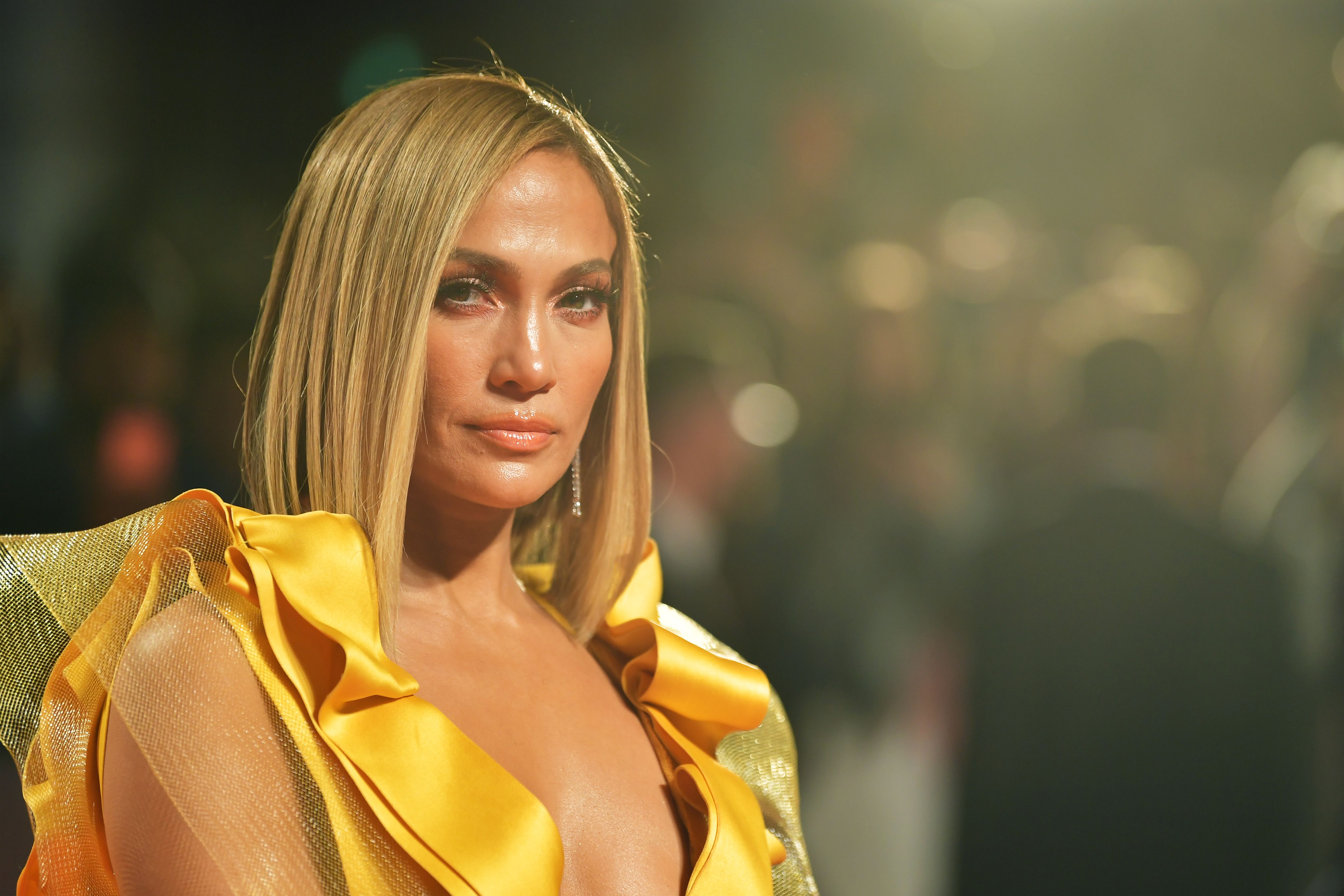 Jennifer Lopez Partners with Coach as the New Brand Ambassador - Jennifer  Lopez Is the New Face of Coach