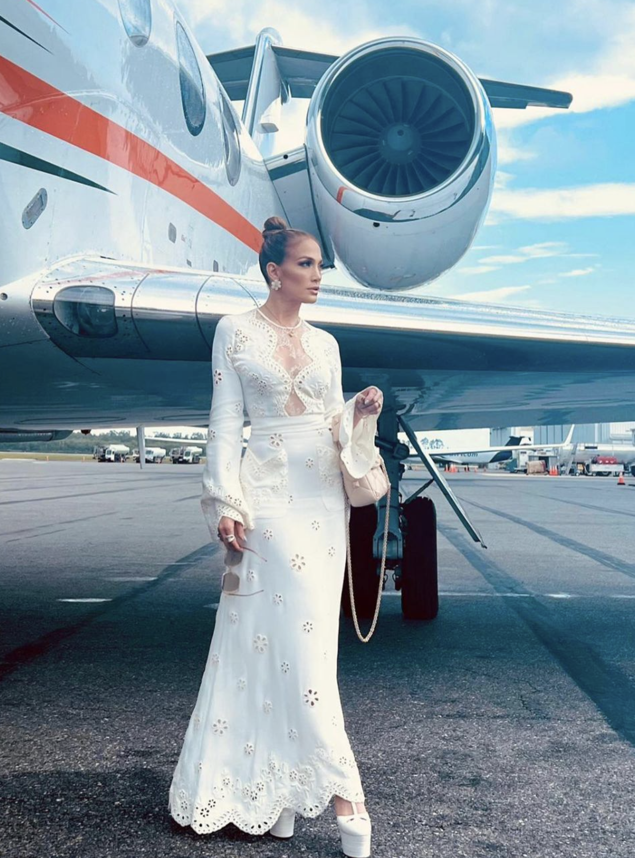 See Jennifer Lopez Look Gorgeous in an Elevated White Eyelet Gown