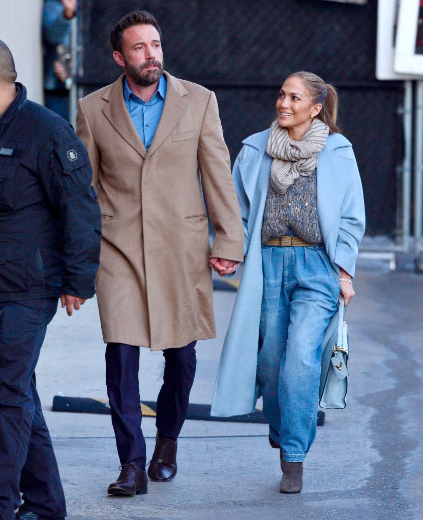 ben affleck y jennifer lopez, en una foto reciente tomada por los paparazzis