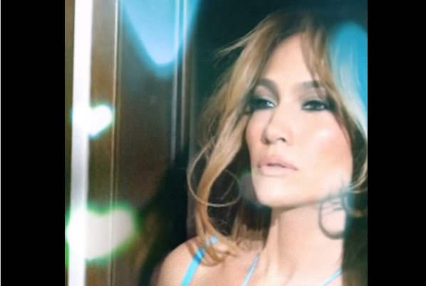 Jennifer Lopez Big Breast Naked - Jennifer Lopez, 53, Looks So Toned Dancing in Lingerie on IG