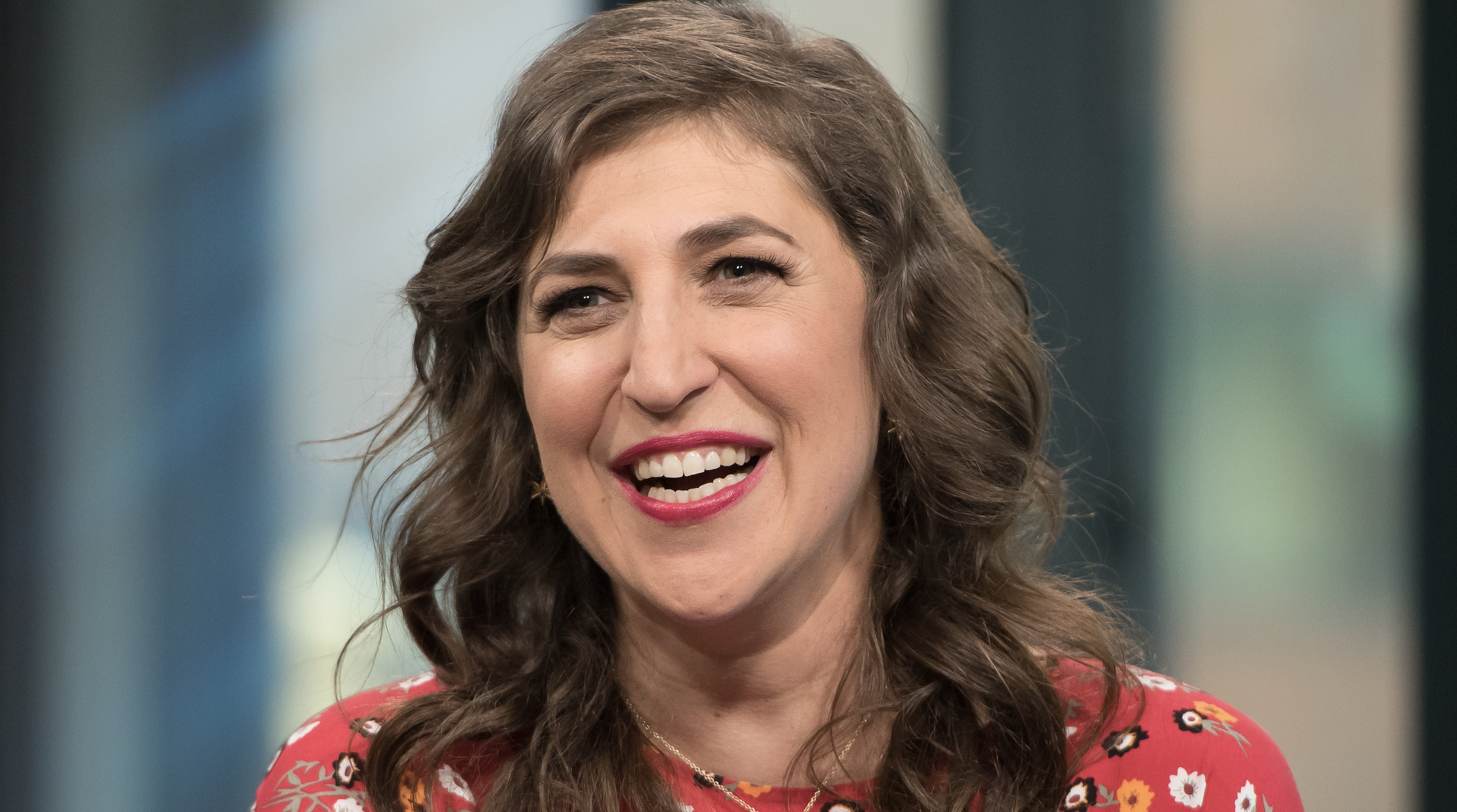 Mayim Bialik Beinhaare