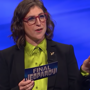 'jeopardy' fans have strong feelings about mayim bialik not hosting anymore