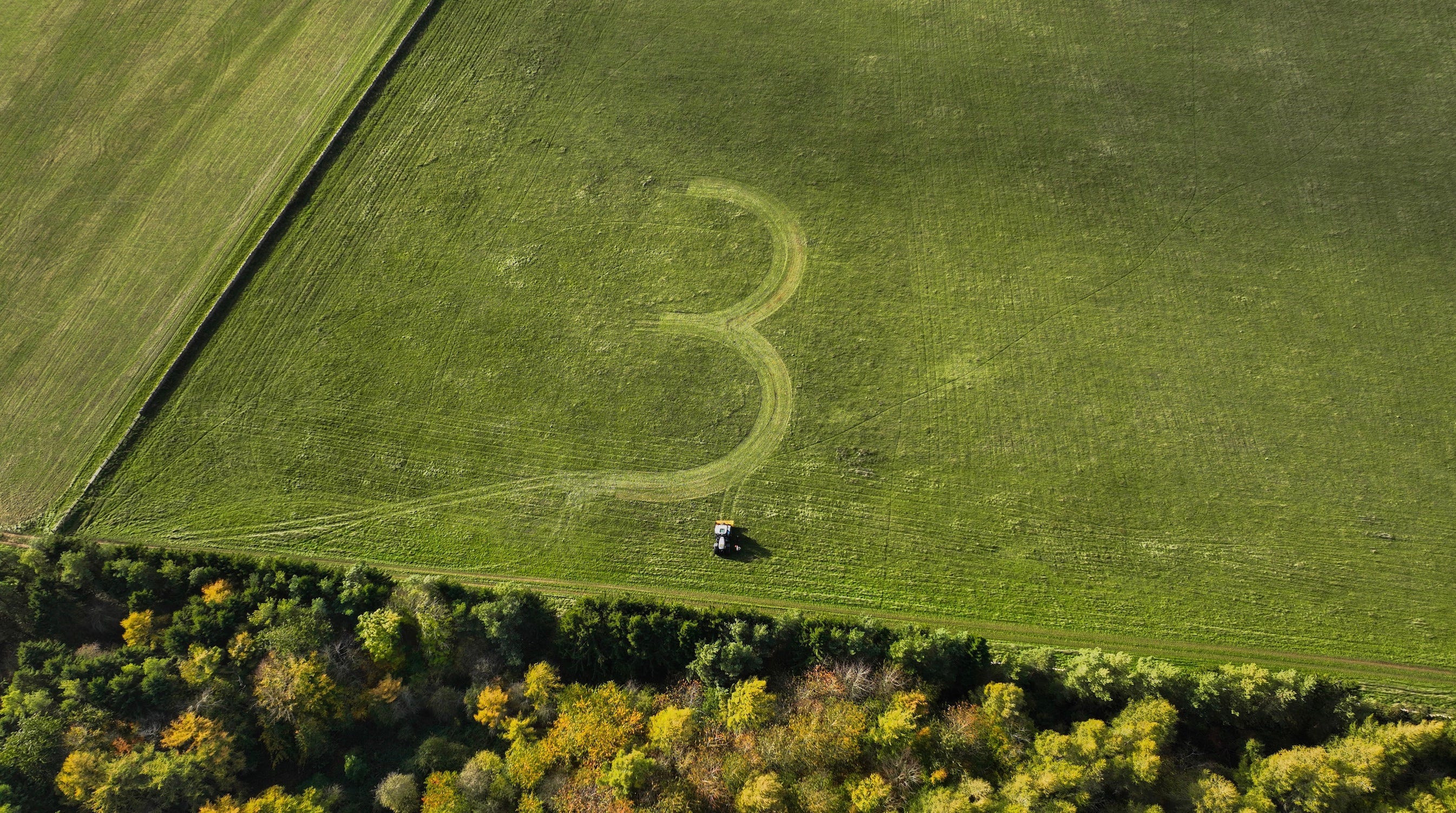 jeremy clarkson farm season 4: Clarkson's Farm: Jeremy Clarkson's