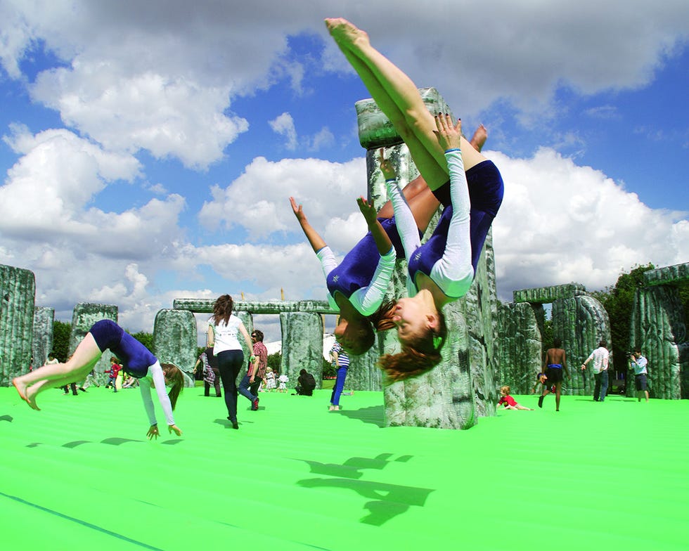 Green, Fun, Jumping, Flip (acrobatic), Leisure, Games, Grass, Screenshot, Recreation, 