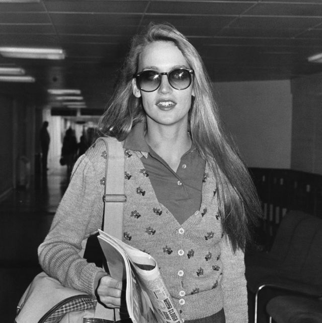 jerry hall at heathrow airport, 1979