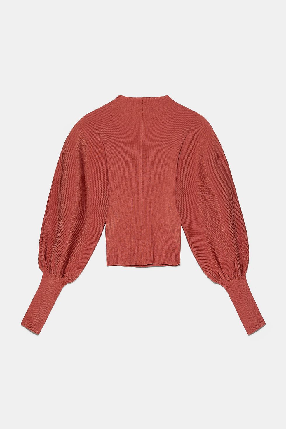 Por qué necesitas este jersey rojo de Zara que se ha hecho viral