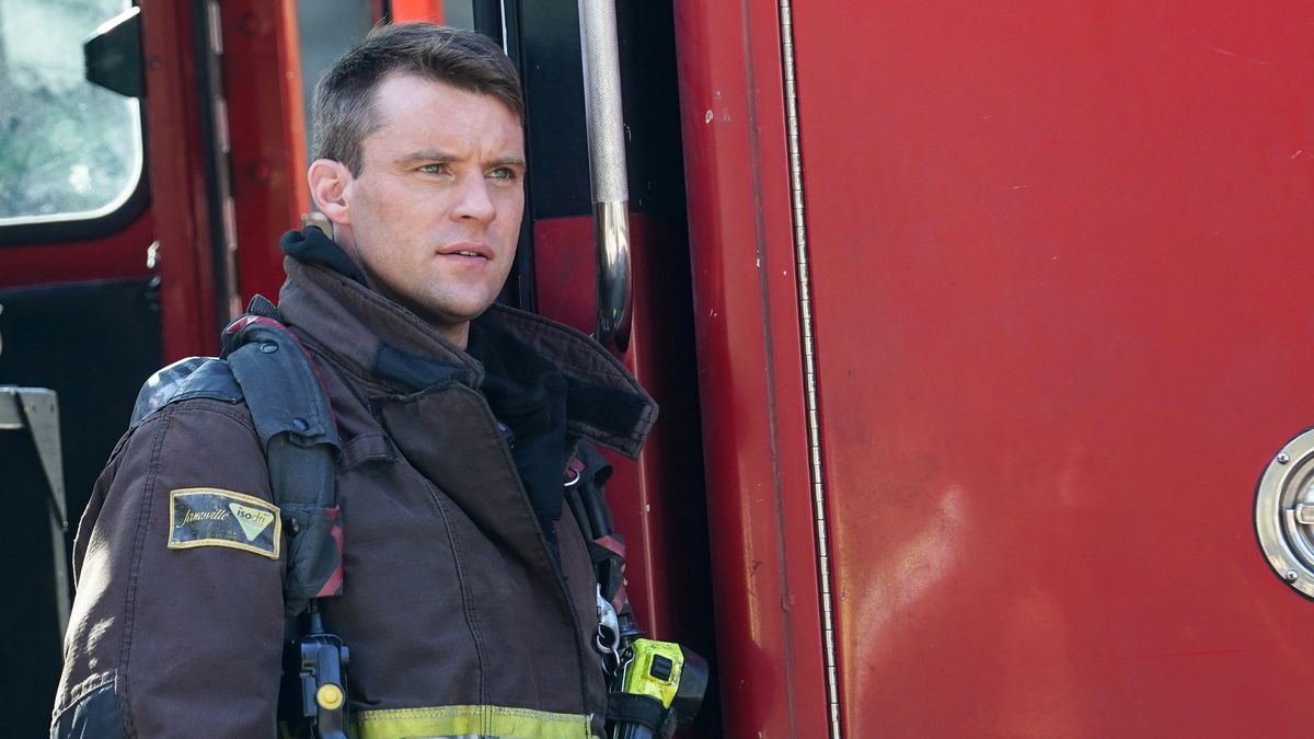 preview for Jesse Spencer 'Chicago Fire' behind-the-scenes clip