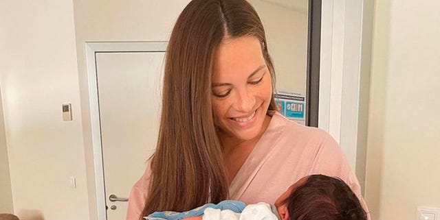 Jessica Bueno hijo jessica bueno da detalles sobre el nacimiento de su tercer hijo