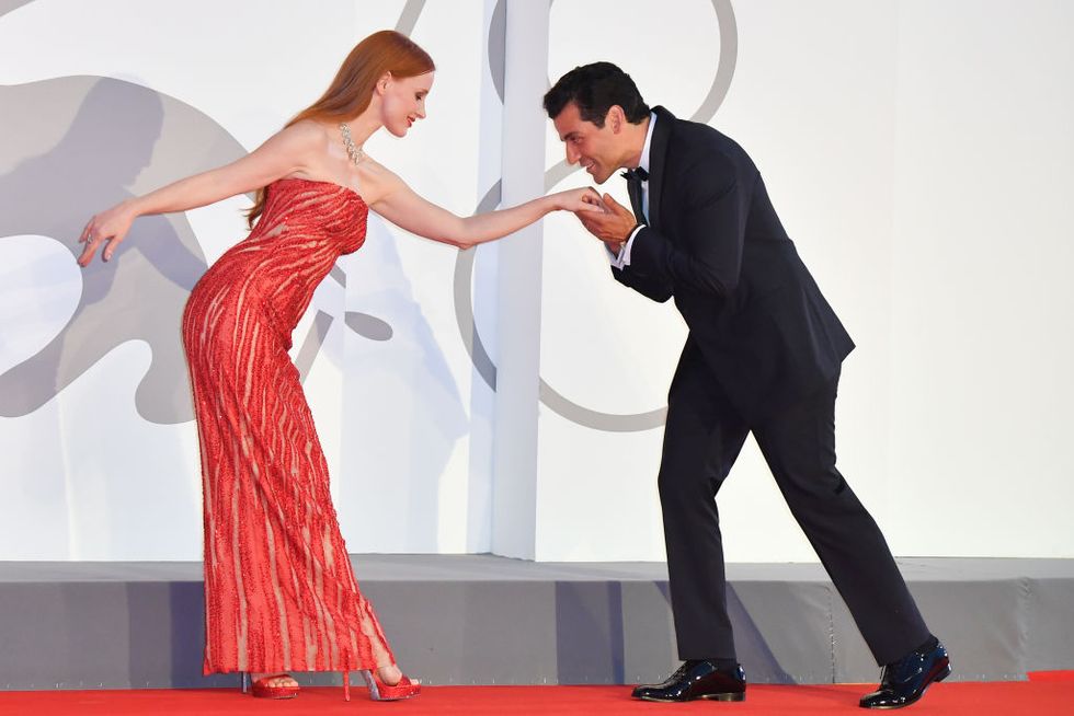 venice, italy   september 04 jessica chastain and oscar isaac attend the red carpet of the movie scenes from a marriage ep 1 and 2 during the 78th venice international film festival on september 04, 2021 in venice, italy photo by stephane cardinale   corbiscorbis via getty images