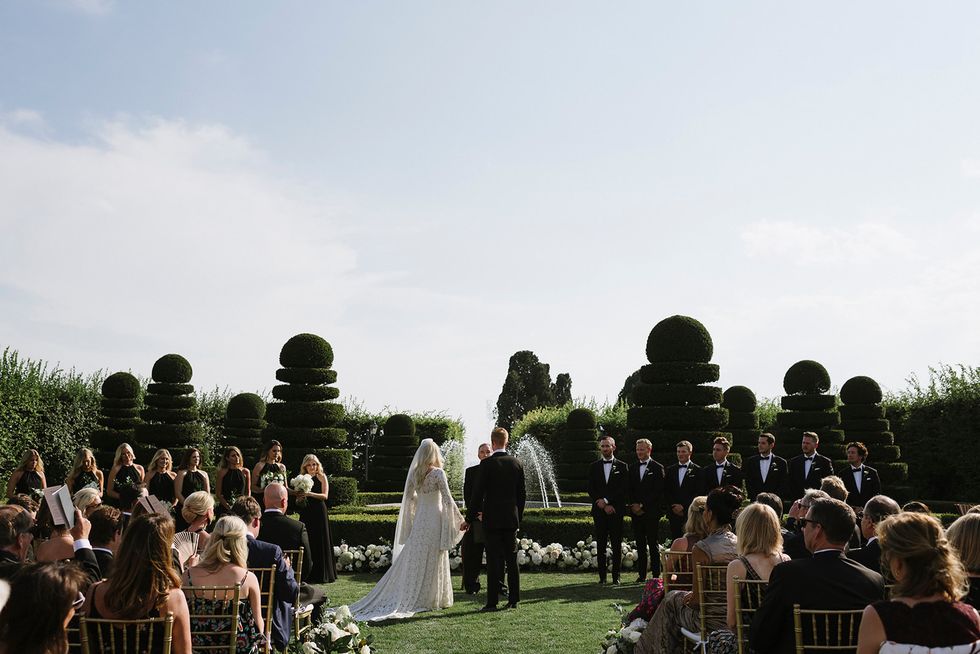 Photograph, Ceremony, Event, Wedding, Sky, Tree, Wedding dress, Dress, Bride, Crowd, 