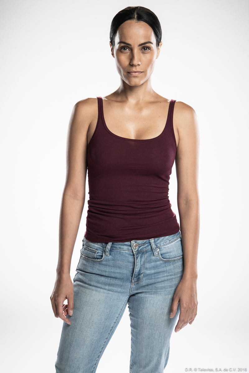 Clothing, White, Sleeveless shirt, Model, Fashion, Jeans, Fashion model, Beauty, Shoulder, Standing, 