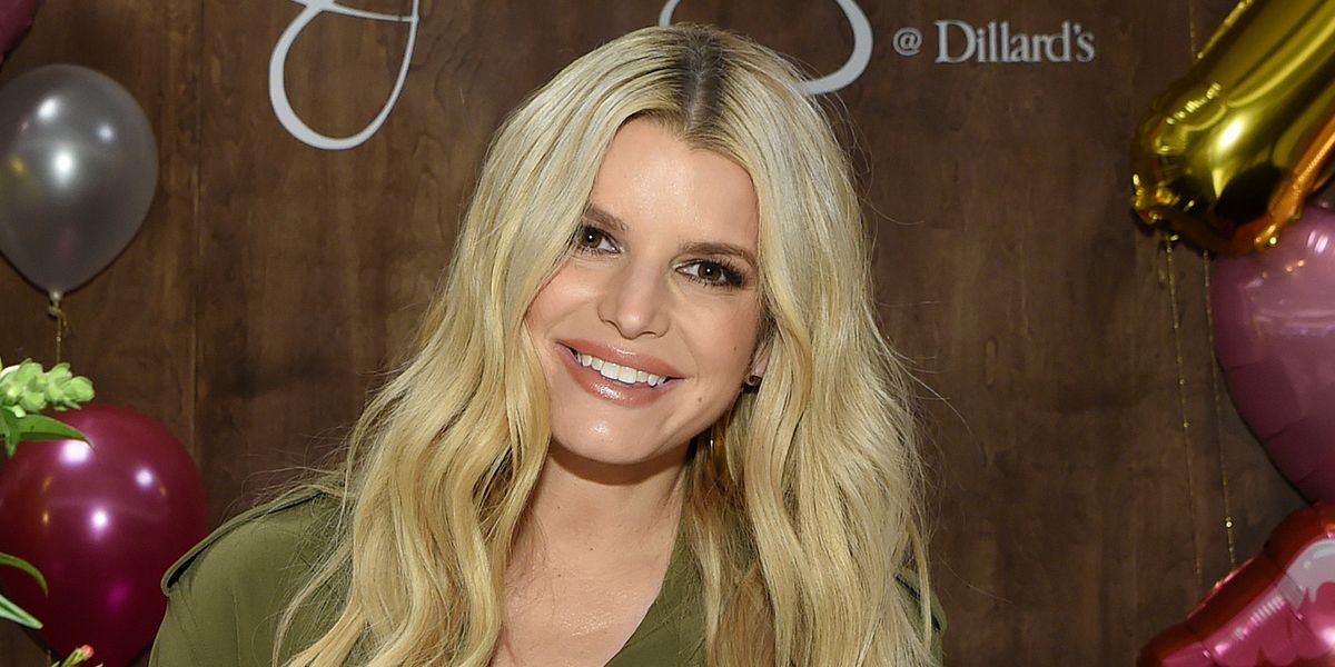 Jessica Simpson, 42, Has 🔥 Abs, Legs In Cut-Out Swimsuit IG Photo