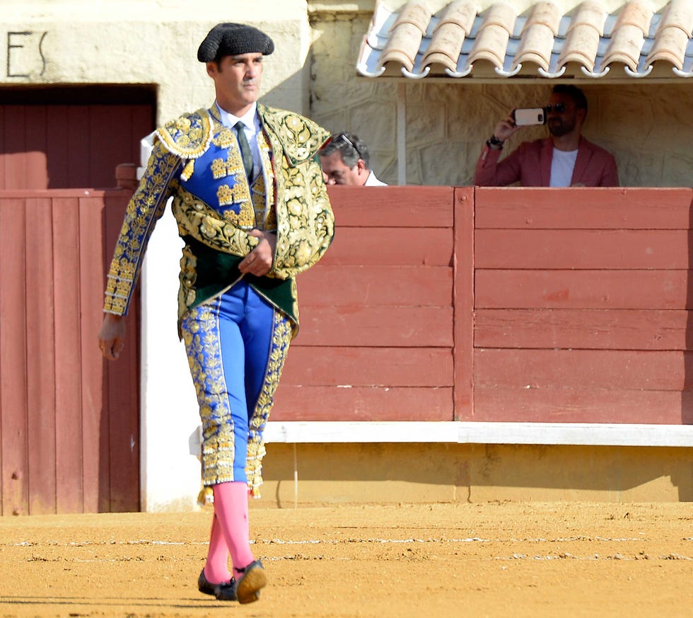 jesulín de ubrique en la plaza de toros de cuenca