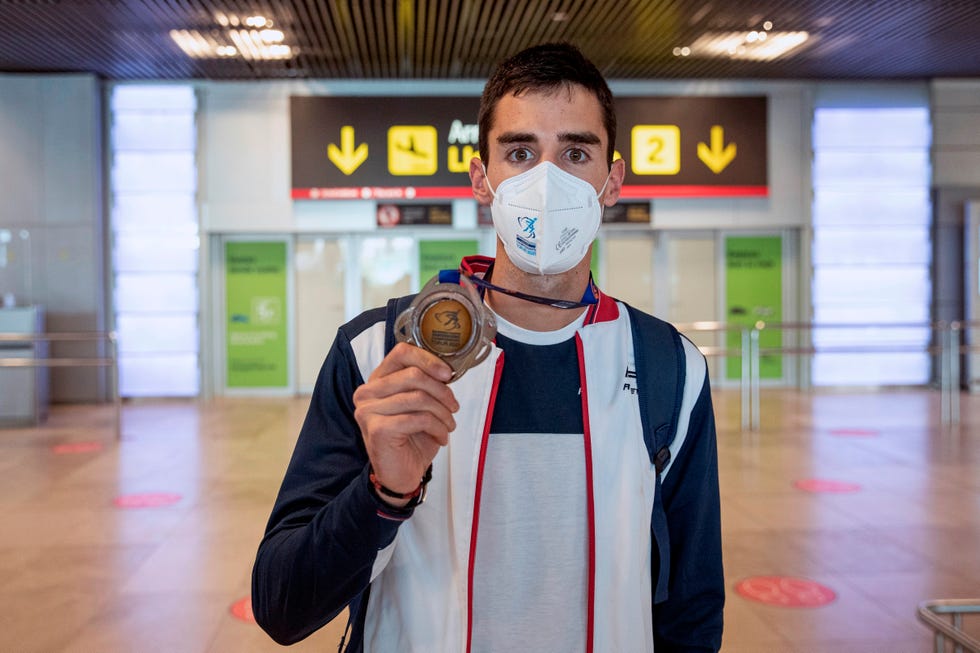 jesús gómez presume del bronce logrado en los 1500 metros del europeo de atletismo en pista cubierta de torun 2021