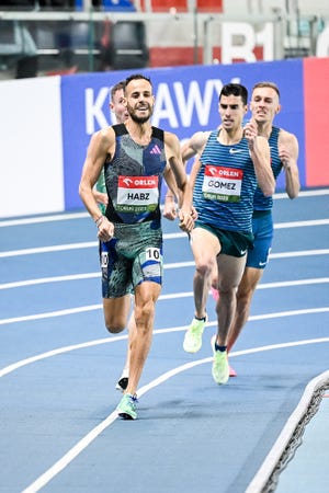 jesús gómez corre en el mitin de torun