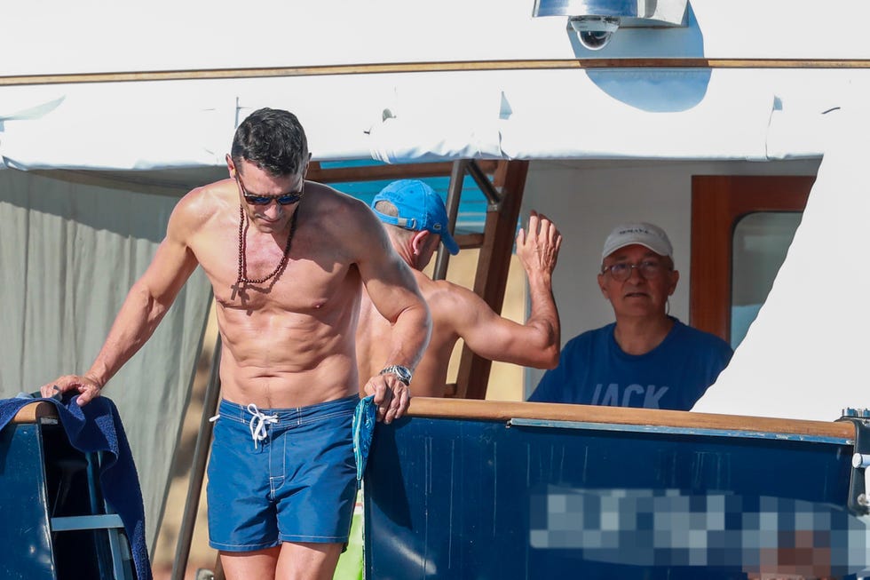 jesús vázquez y su marido con javier sardá en ibiza 05072020