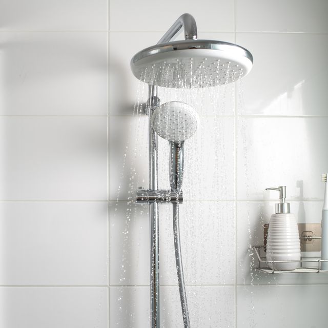 How to Clean a Showerhead Using Basic Pantry Ingredients