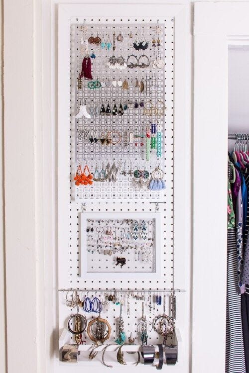 jewelry storage ideas - door organizer