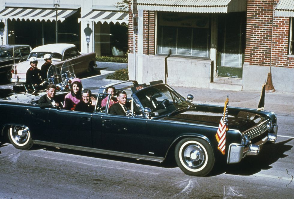 JFK and Jackie Kennedy in the Dallas motorcade