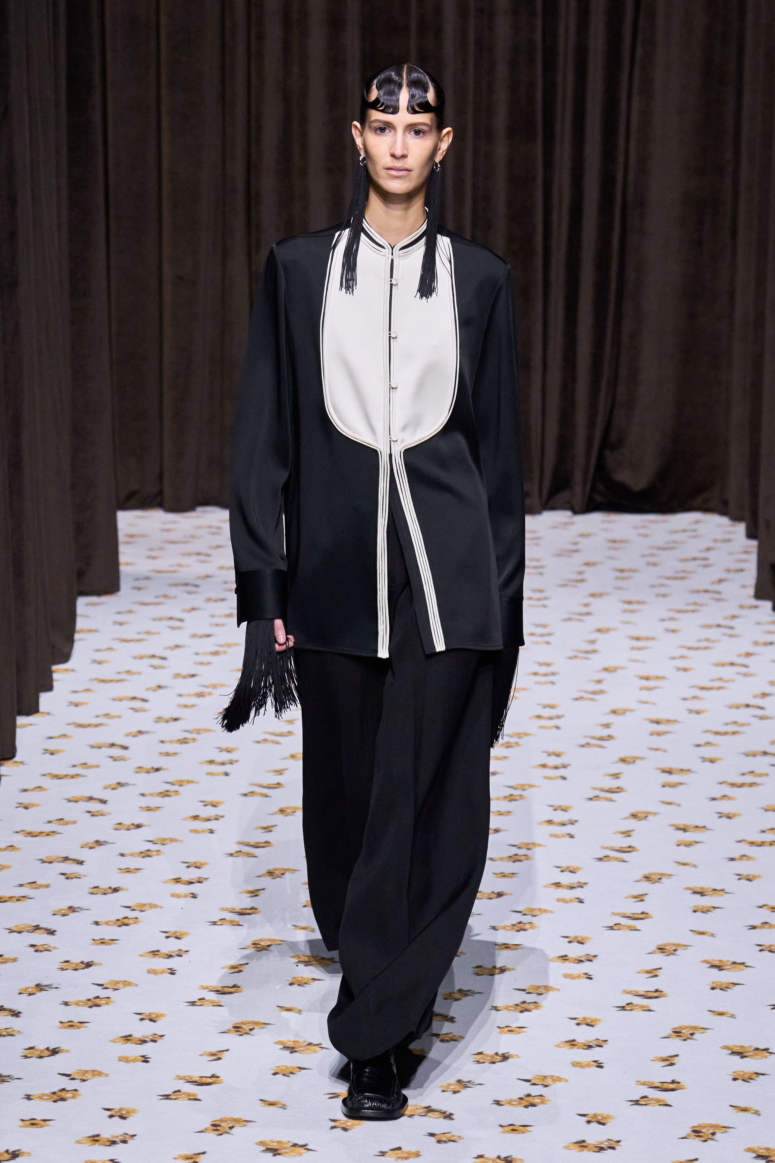 ジル サンダー(JIL SANDER)」2025春夏コレクション ジル サンダー(JIL SANDER)」2025春夏コレクション