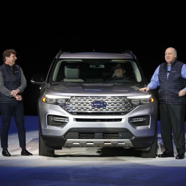 ford unveils its 2020 explorer in detroit ahead of  the north american international auto show
