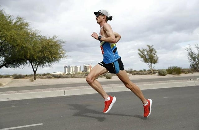 correre per 100 km e fallire il record per 11 secondi la beffa di walmsley