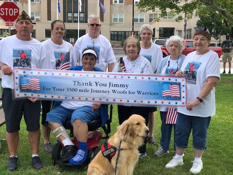 army veteran raises money for service dogs
