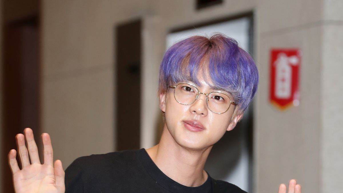Here's the Real Reason Why Jin Is Likely to Take a Break from BTS ...