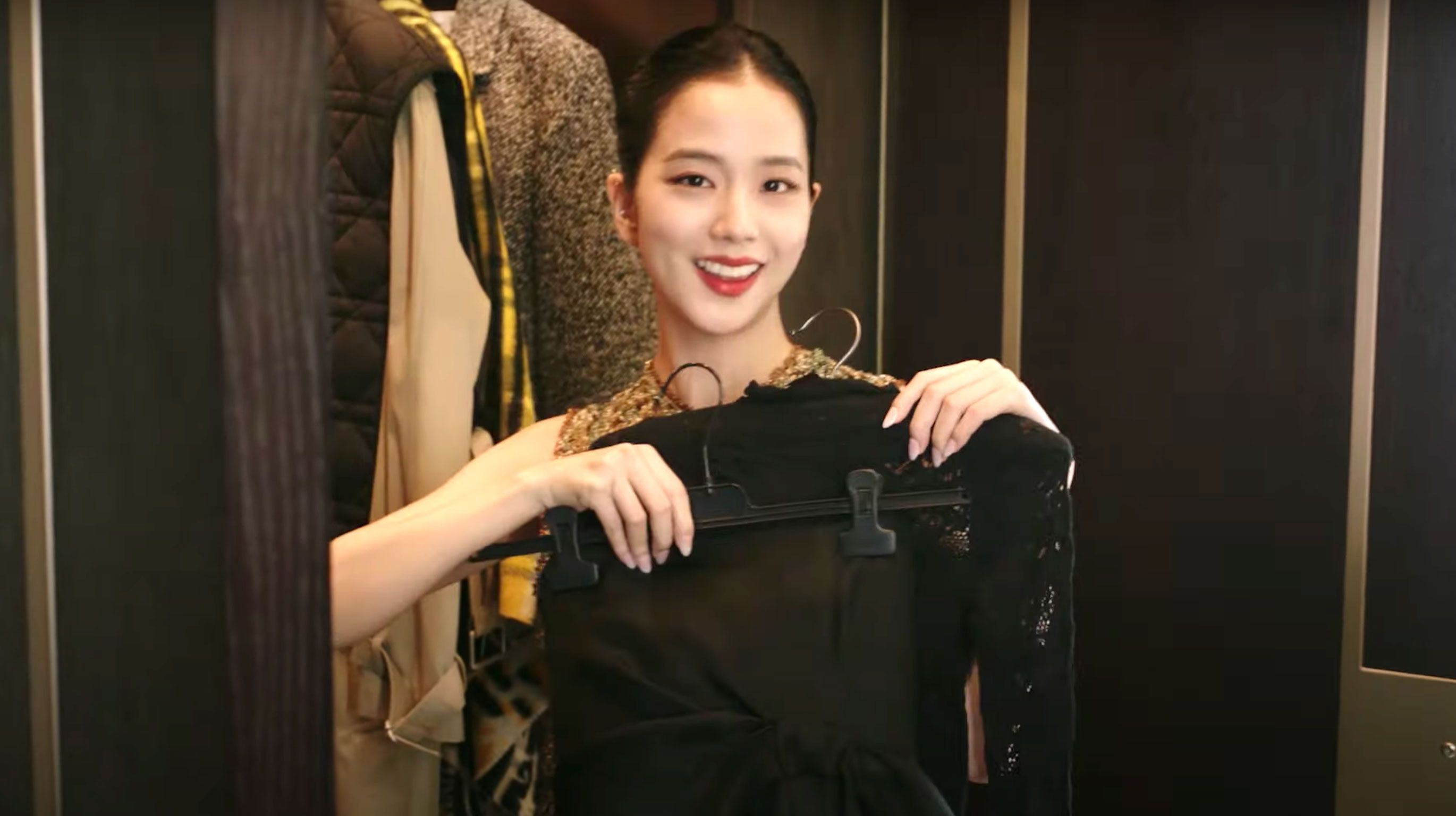 With all eyes on #Jisoo it's hard to watch where you're going! After a, jisoo dior