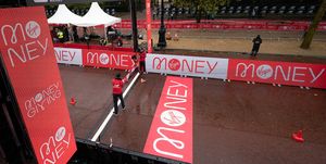 brigid kosgei ken crossing the finish line as she wins the elite womens race of the historic elite only virgin money london marathon taking place on a closed loop circuit around st jamess park in central london on sunday 4 october 2020

photo jed leicester for virgin money london marathon

for further information medialondonmarathoneventscouk