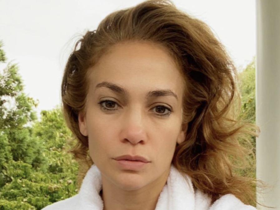 Jennifer Lopez, 51, Posts Makeup-Free Selfie on Instagram