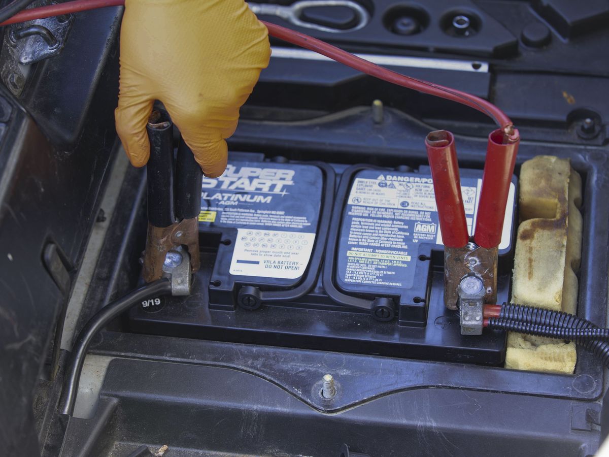 How to Charge a Car Battery Without a Charger: Step-by-Step Guide