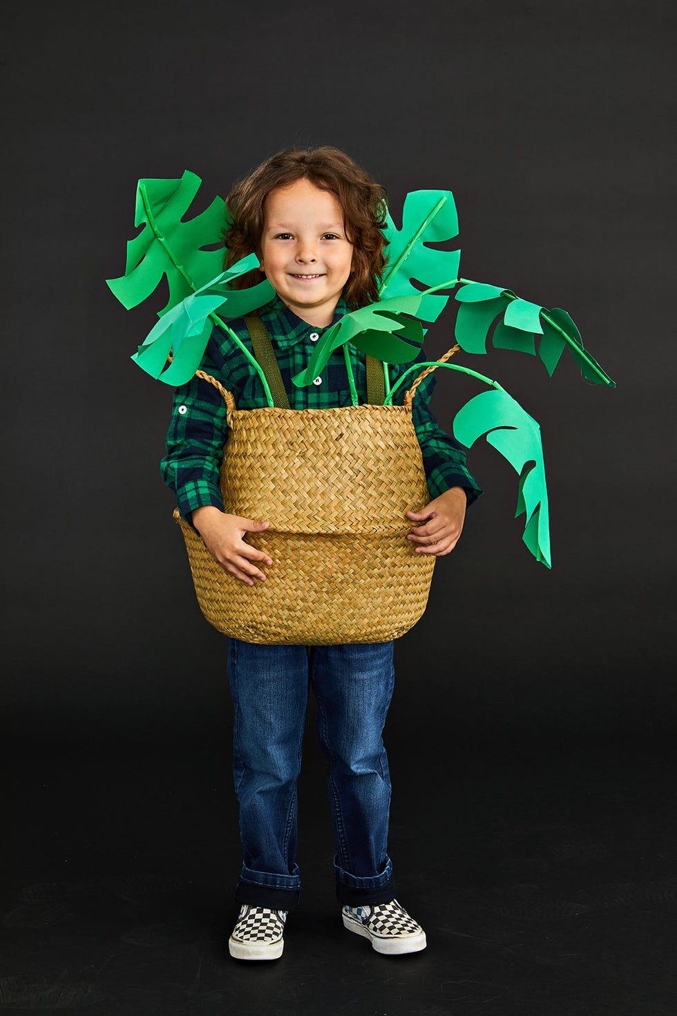 easy halloween costume, a little boy dressed in a diy plant basket costume