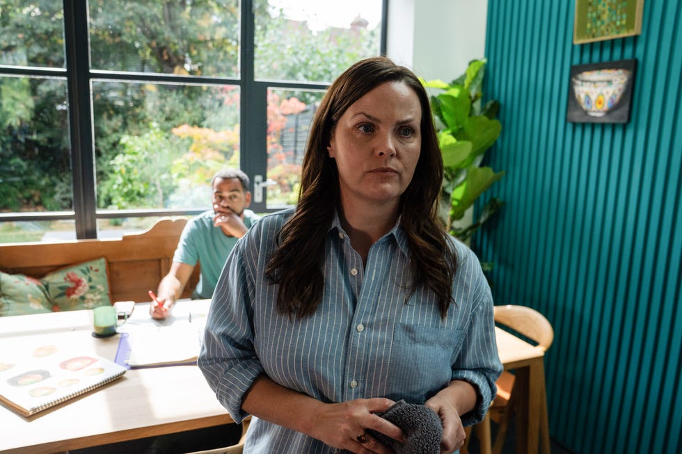 jo joyner as liz in little disasters