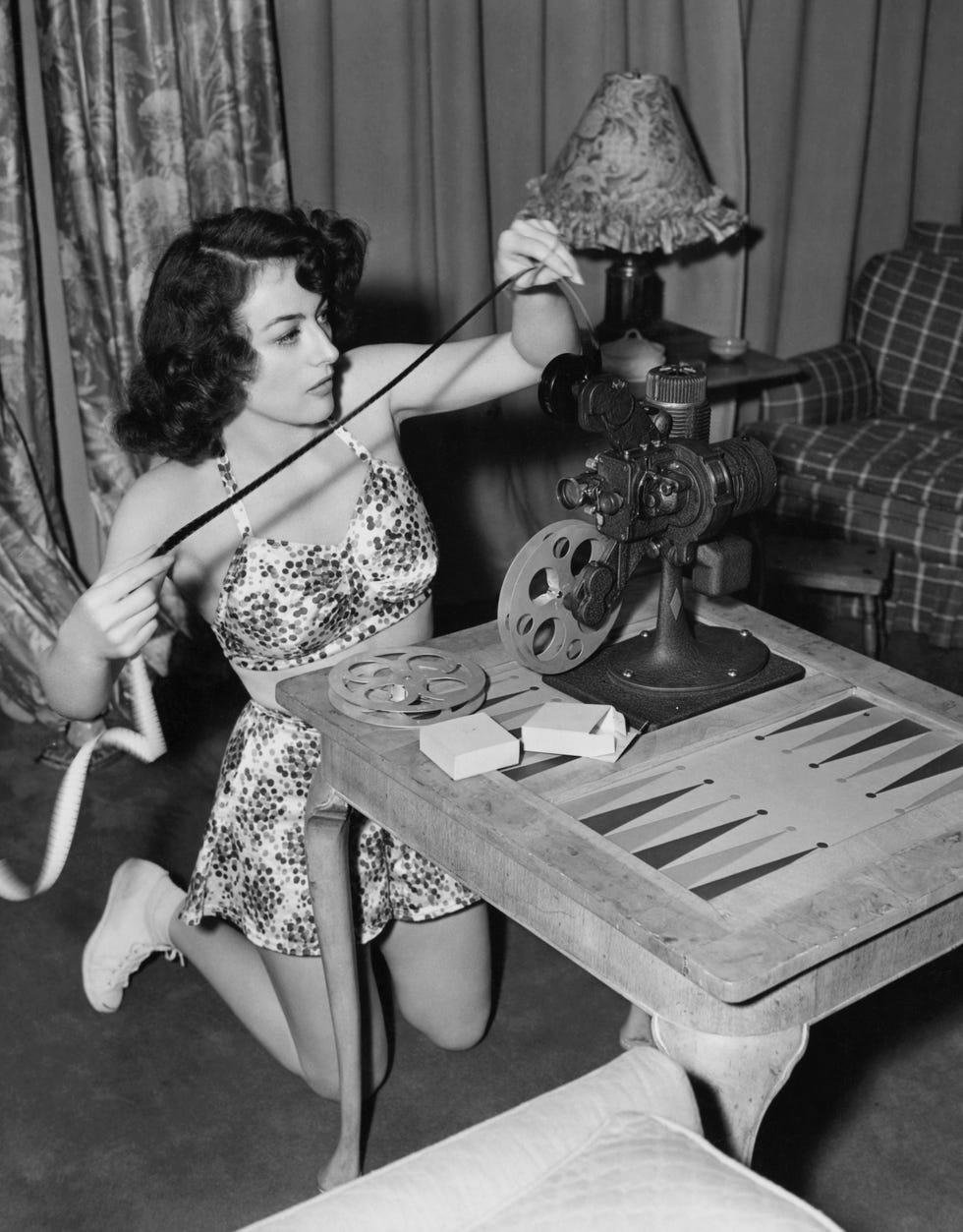 vintage celebrities at home   joan crawford rigging camera
