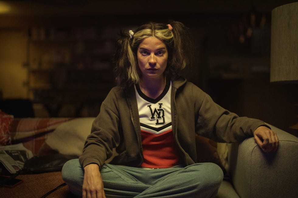 black mirror annie murphy as joan in black mirror cr nick wallnetflix © 2023
