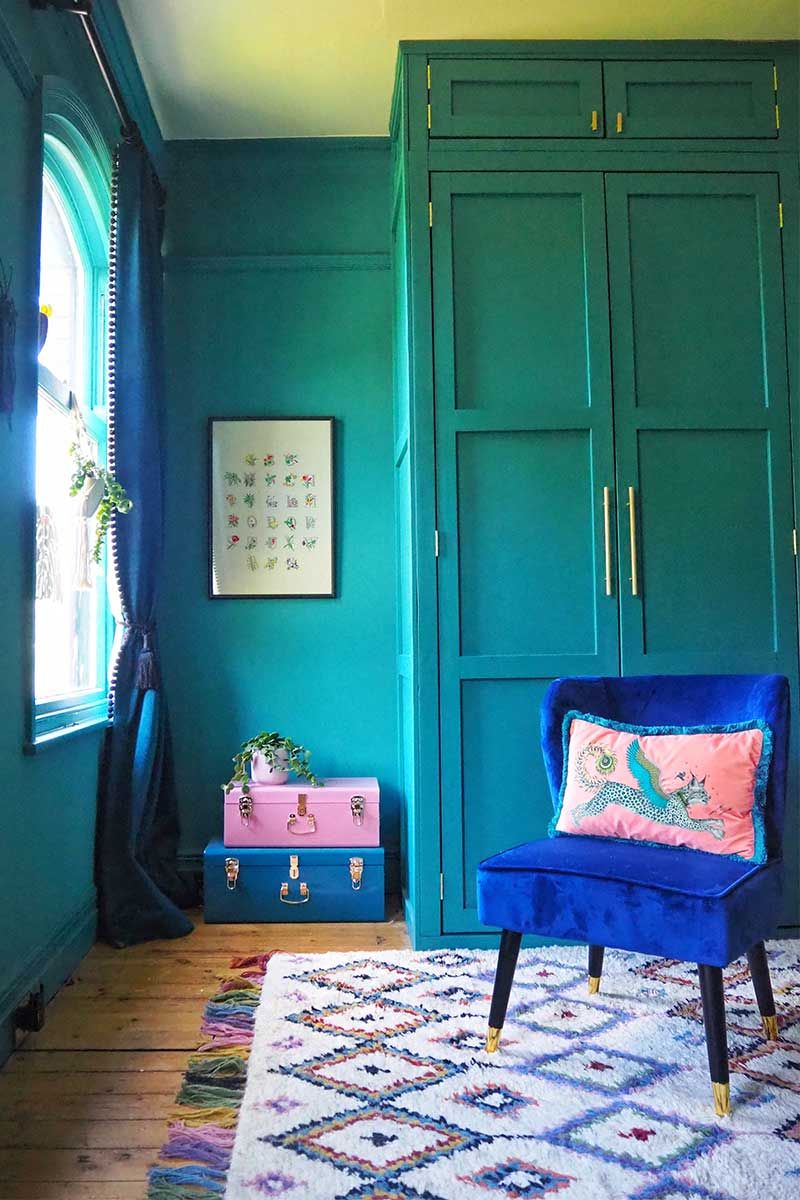 decorate with blue