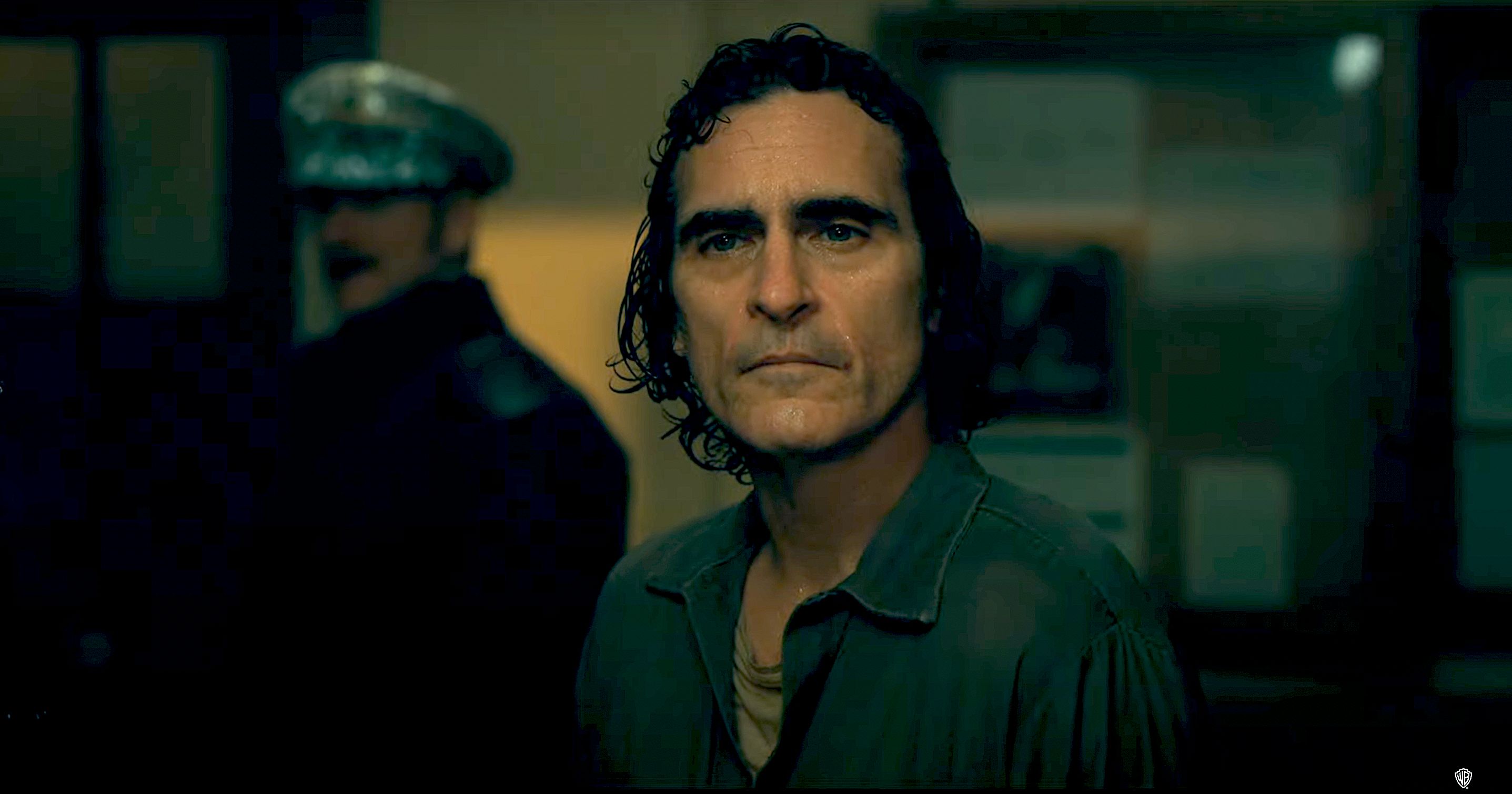 Joaquin Phoenix shuts down question about last-min exit from new movie