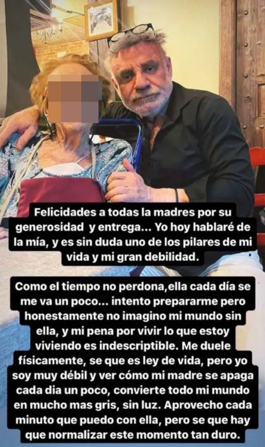 el arquitecto joaquín torres con su madre