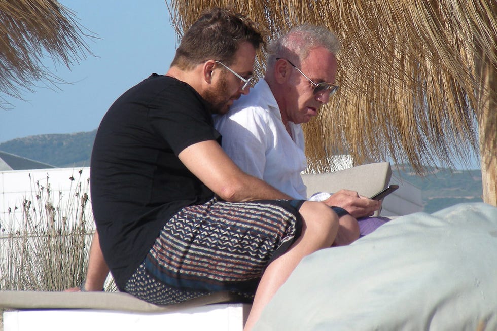 joaquín torres y raúl prieto en la playa en cádiz en 2018